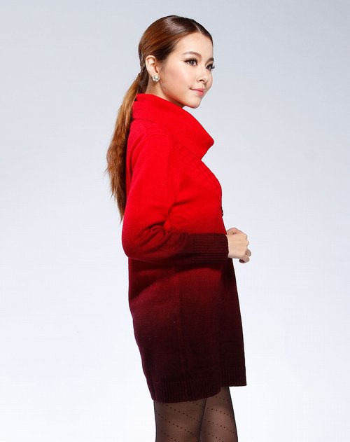<em>女装</em>库存专场<em>昊意</em> 红/黑色渐变贴钻高领长袖上