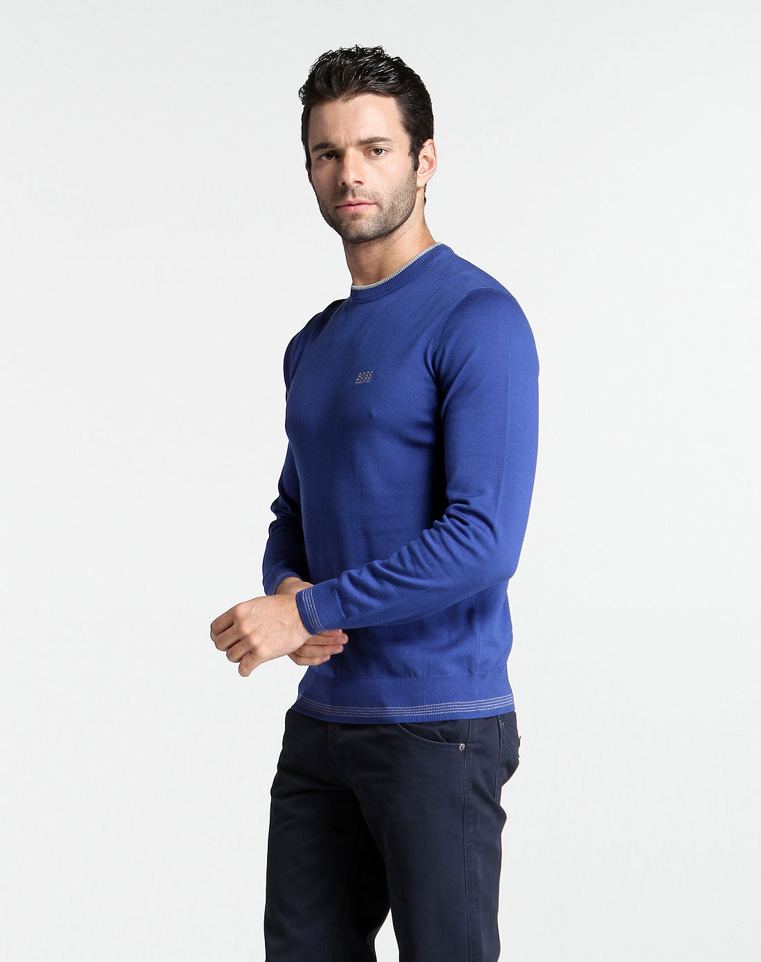 深<em>蓝色针织</em>衫<em>搭配</em>图 <em>针织开衫</em>_<em>蓝色针织</em>衫 怎