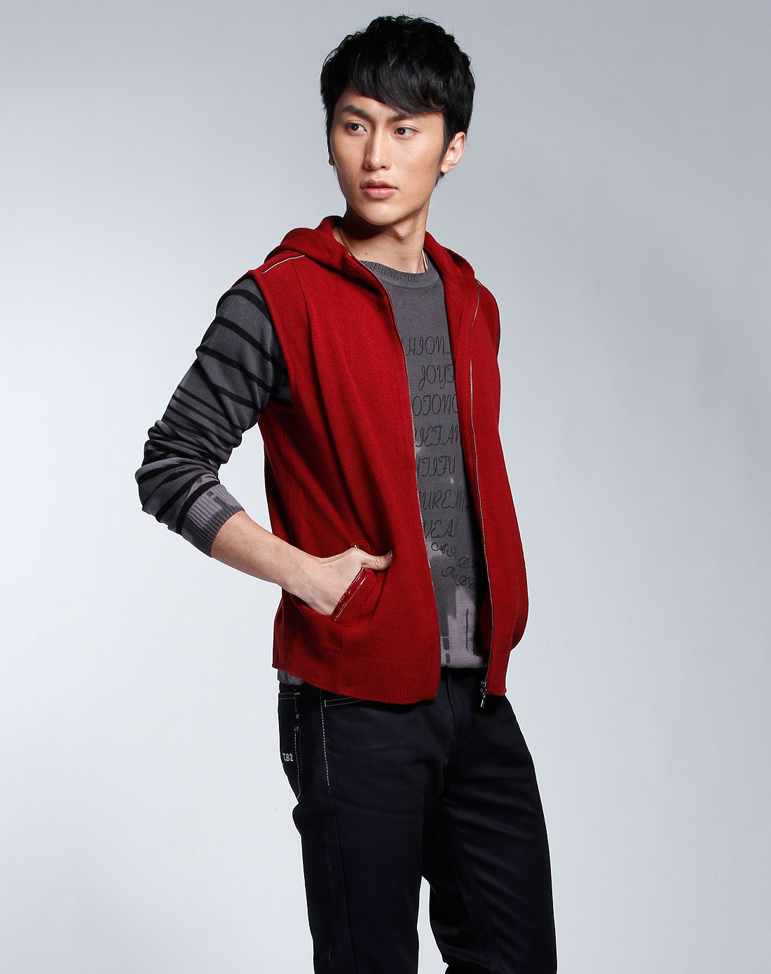 红色马甲tm93ab200r0