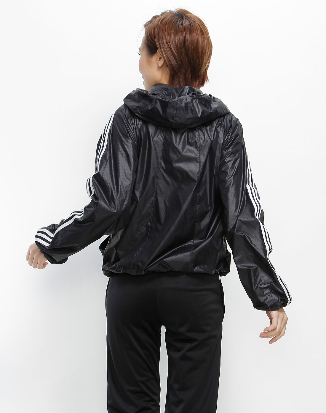<em>阿迪达斯adidas</em>三叶草 <em>女款黑色</em>长袖连帽简约