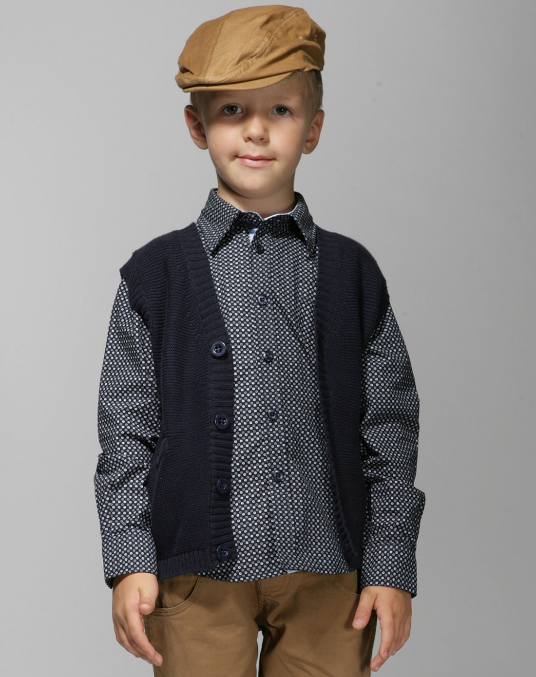 【图】<em>男童开衫毛衣</em>12春款英伦范<em>翻领</em>羊毛衫