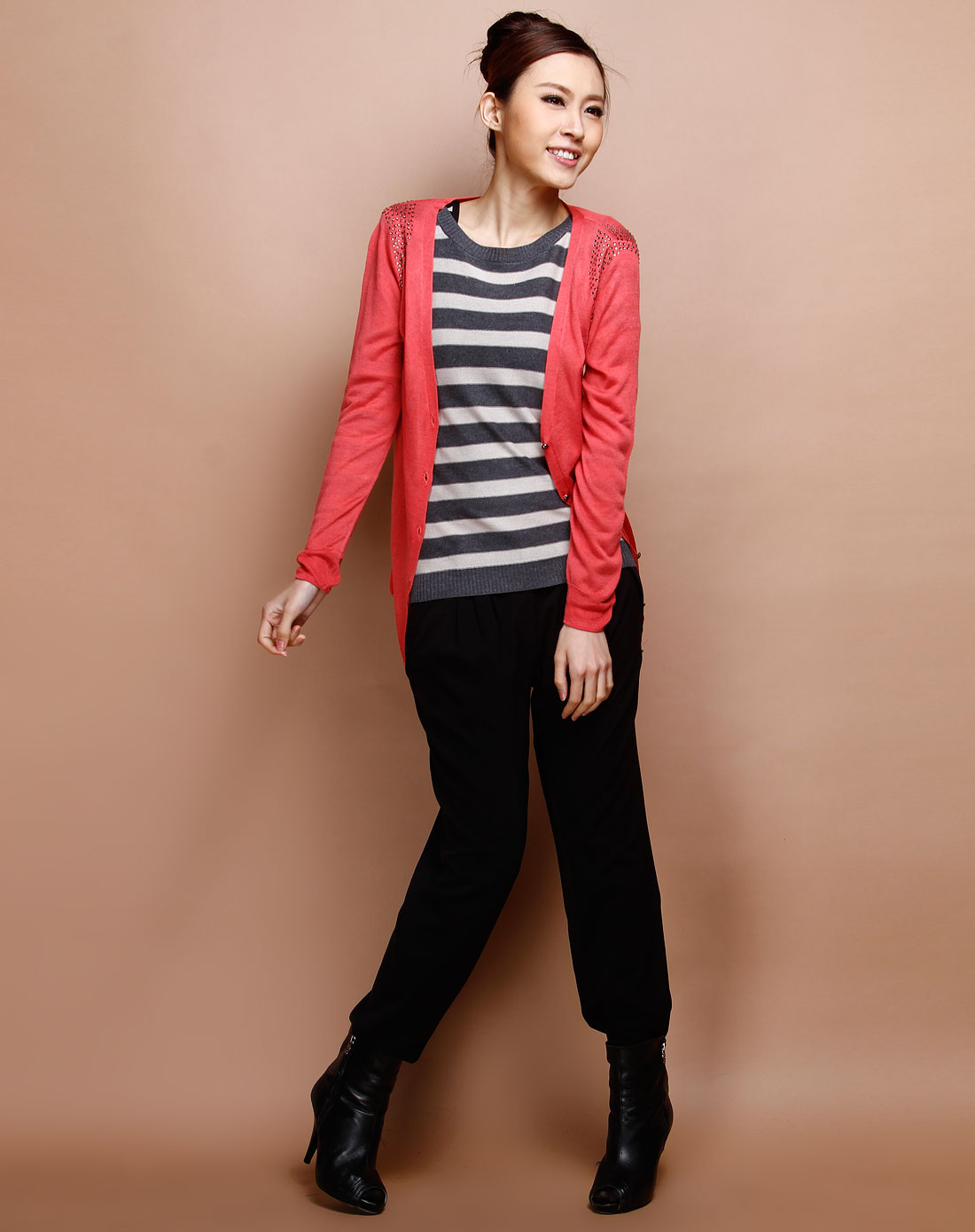 时尚<em>长袖针织开衫</em> _经验分享网