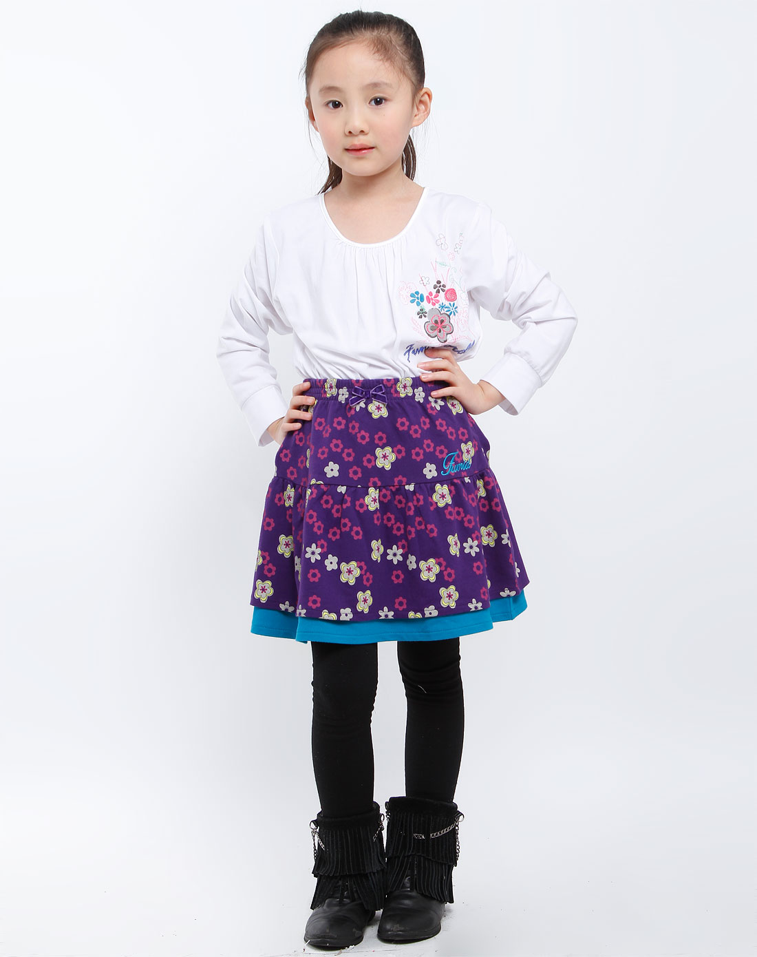 凡兜Fun World男女童<em>女童白色</em>针织圆领长袖上