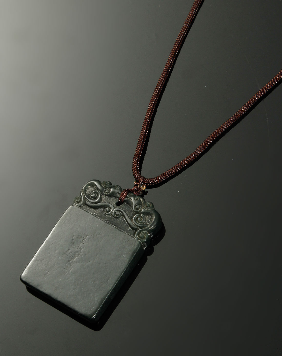 宝玉石专场绿色青玉无字牌挂件500011