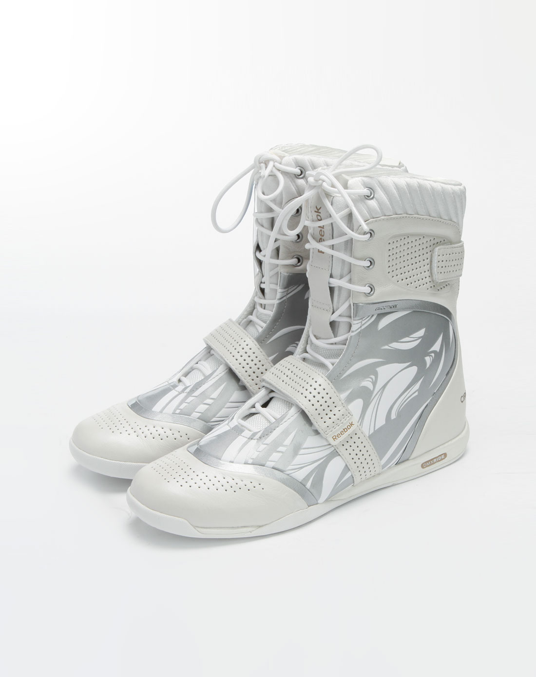 <em>锐步Reebok</em>男<em>女</em>装白/银色透气<em>运动鞋</em>J07466_