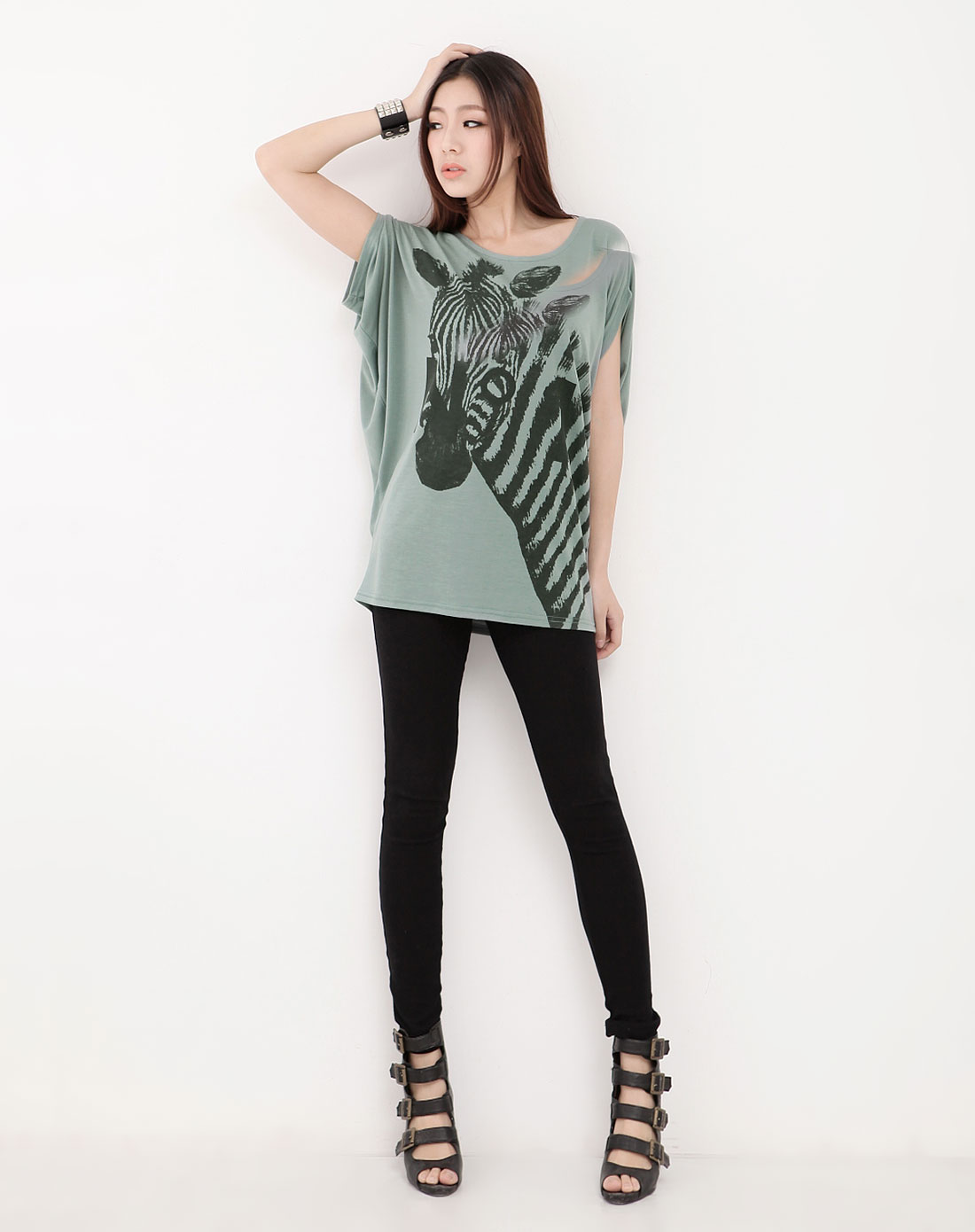 <em>韩都衣舍HSTYLE</em>女薄荷色斑马短袖T恤GQ073