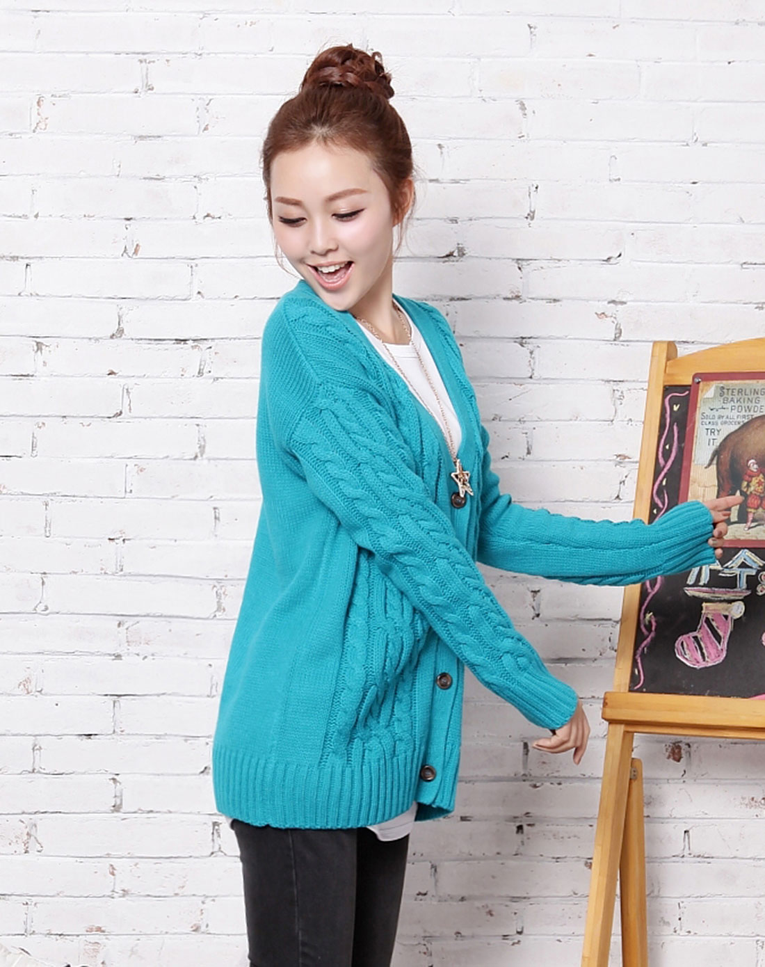 韩都衣舍HSTYLE女上装专场纯色<em>V领开衫毛衣</em>