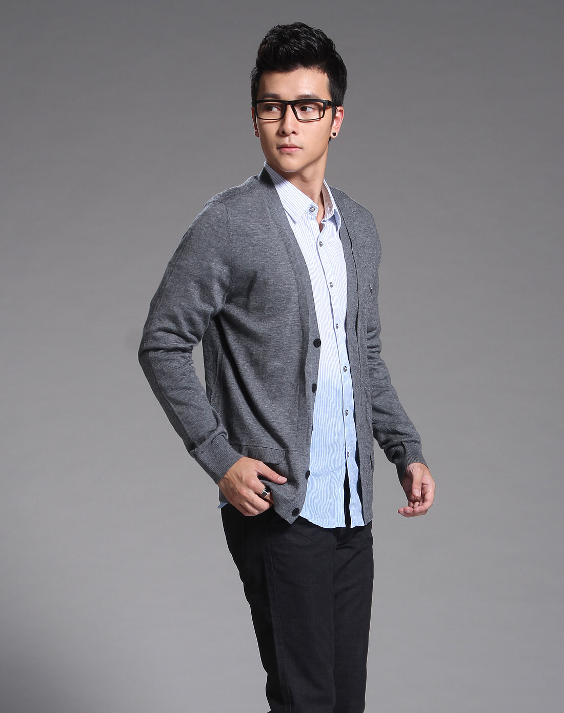 马克华菲Mark Fairwhale 新绅士灰色休闲<em>V领</em>长