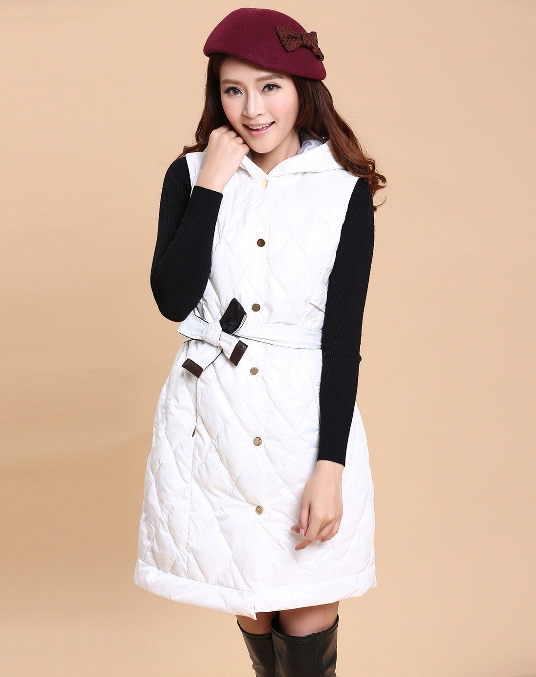 卡柏迪chicabooti菱形格纹时尚连帽<em>长款羽绒马</em>