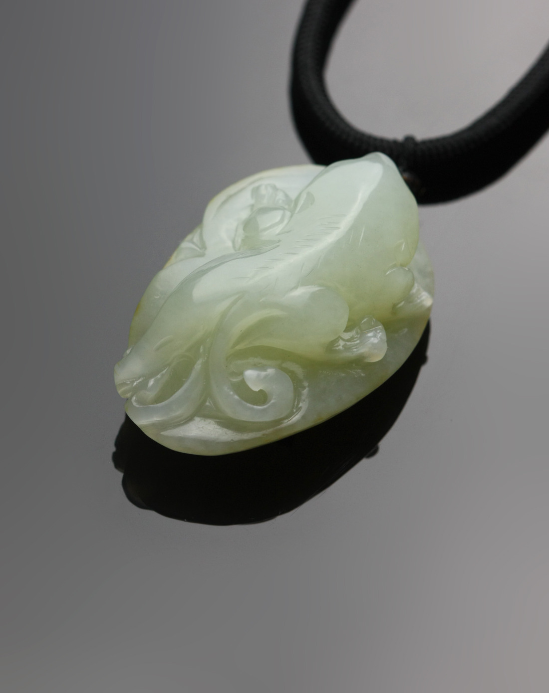 王廷珠宝Waltraud Jewelry青白色和田玉祥瑞灵