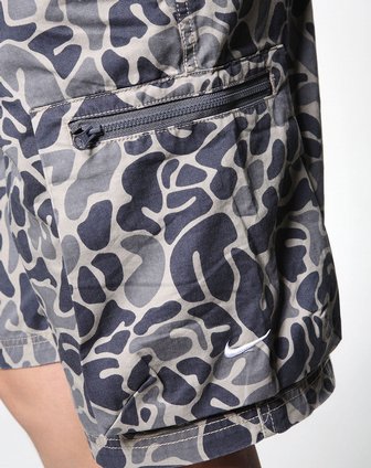 耐克NIKE<em>男子</em>黑色弥彩<em>短裤</em>436567-210_<em>唯品会</em>