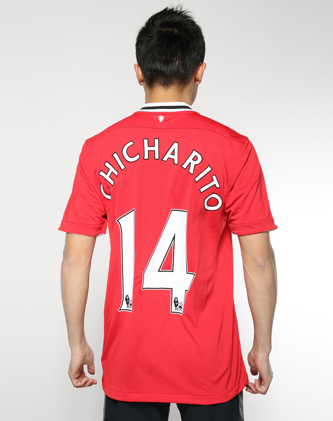 1617曼联主场球衣选什么牌子好 同款好推荐