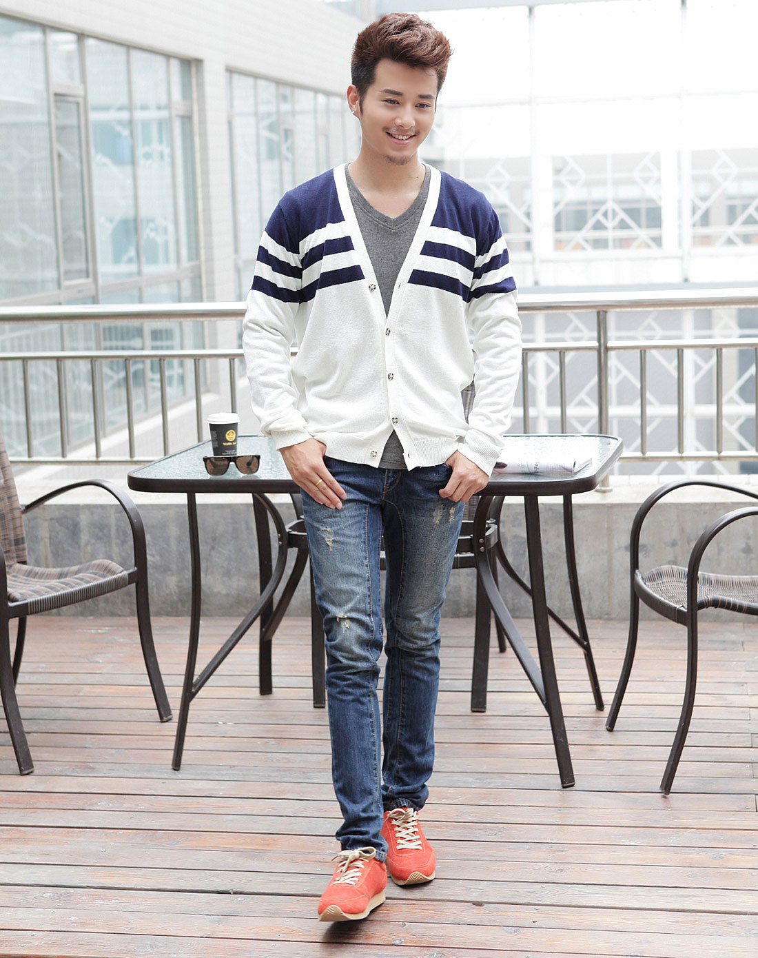 韩都衣舍HSTYLE男款<em>藏蓝色开衫</em>针织衫NS21