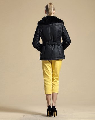 乙佰乙纳IBYI<em>女款黑色棉服</em>07MF913R00_唯品