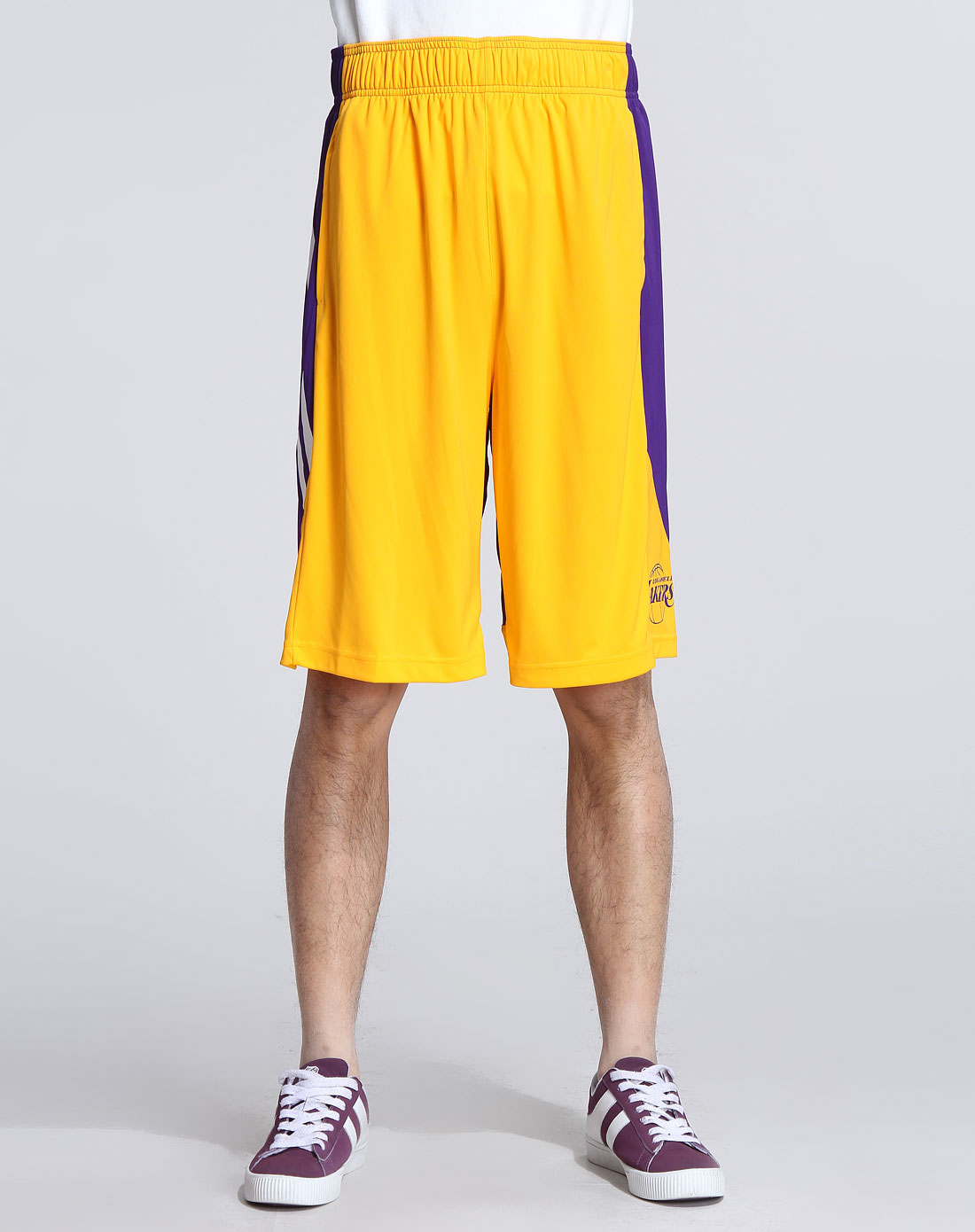 阿迪达斯adidas男款黄色篮球运动短裤X18476