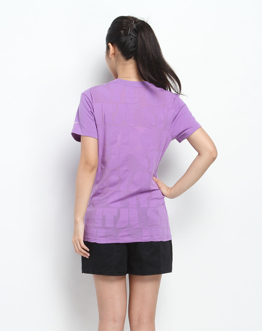 背后印字紫色短袖t恤