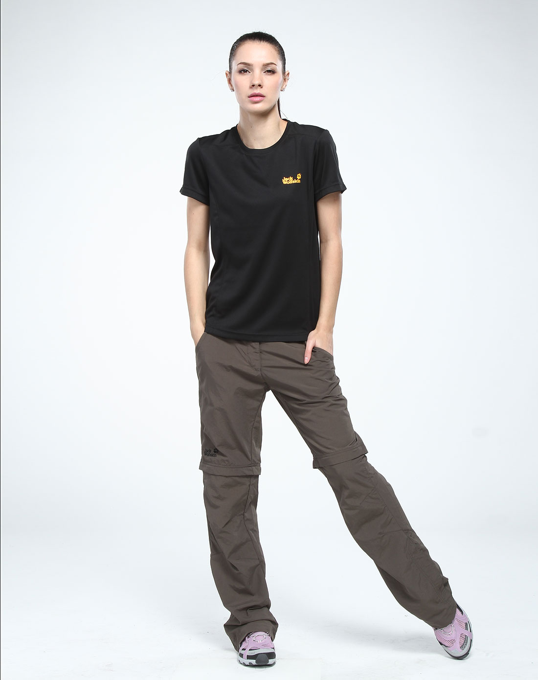 狼爪<em>JackWolfskin</em>户外男<em>女装</em>女款黑色透气运动