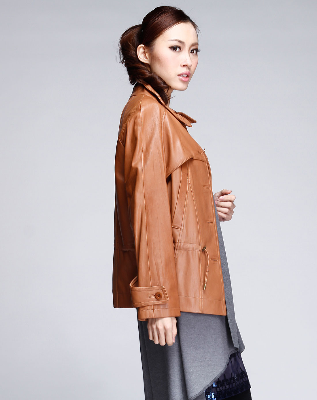 卡雷尔cerel浅咖啡色翻领休闲长袖皮衣