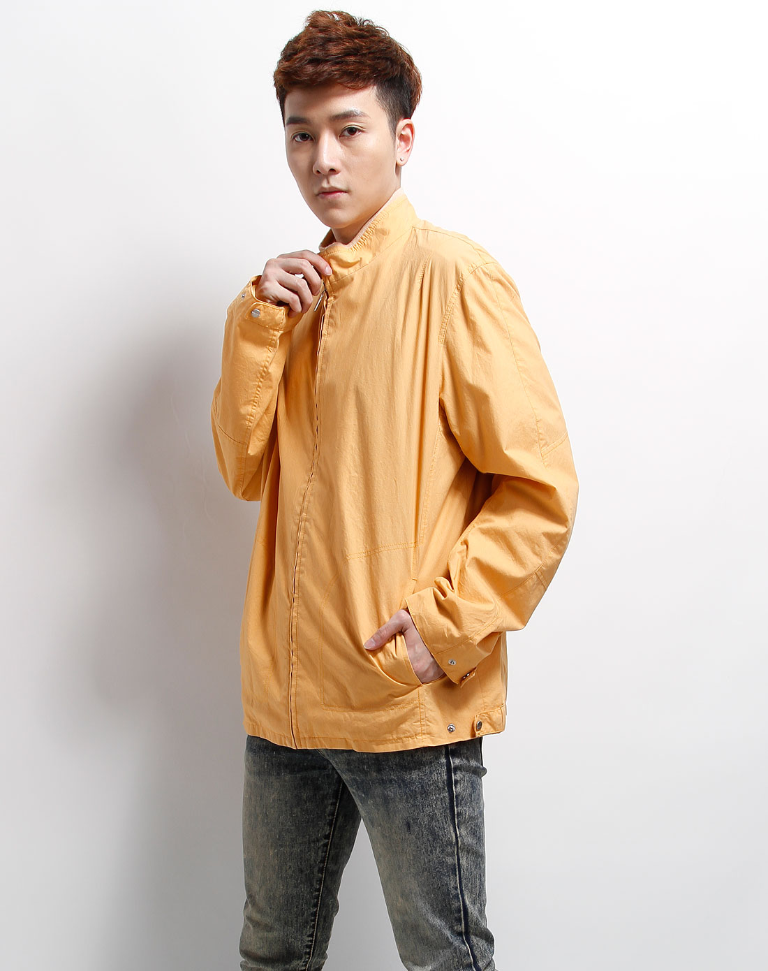 首页 应大yingdak >> 男款橙黄色简约休闲长袖外套
