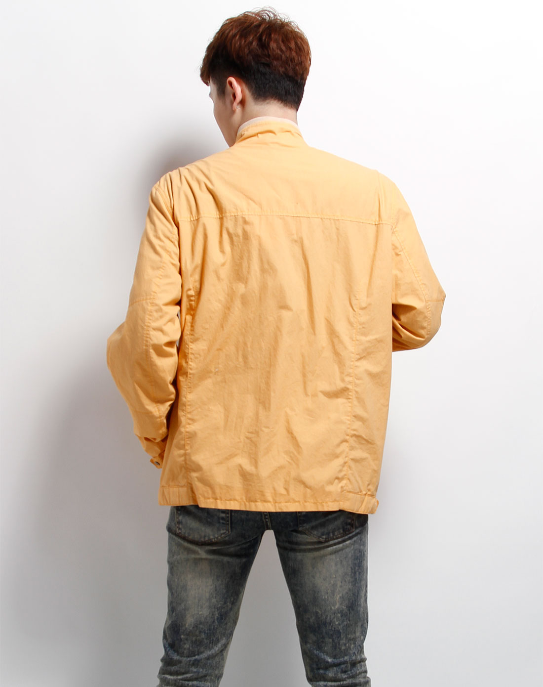 首页 应大yingdak >> 男款橙黄色简约休闲长袖外套