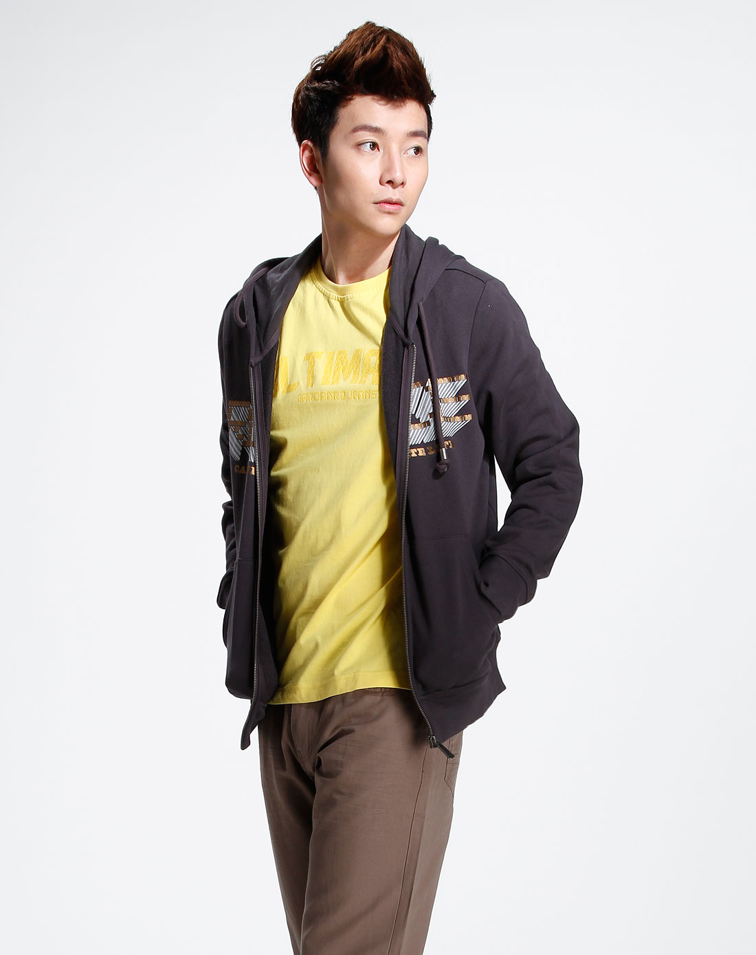 卡丹路cardanro休闲男装专场碳灰色带帽印字长袖上衣