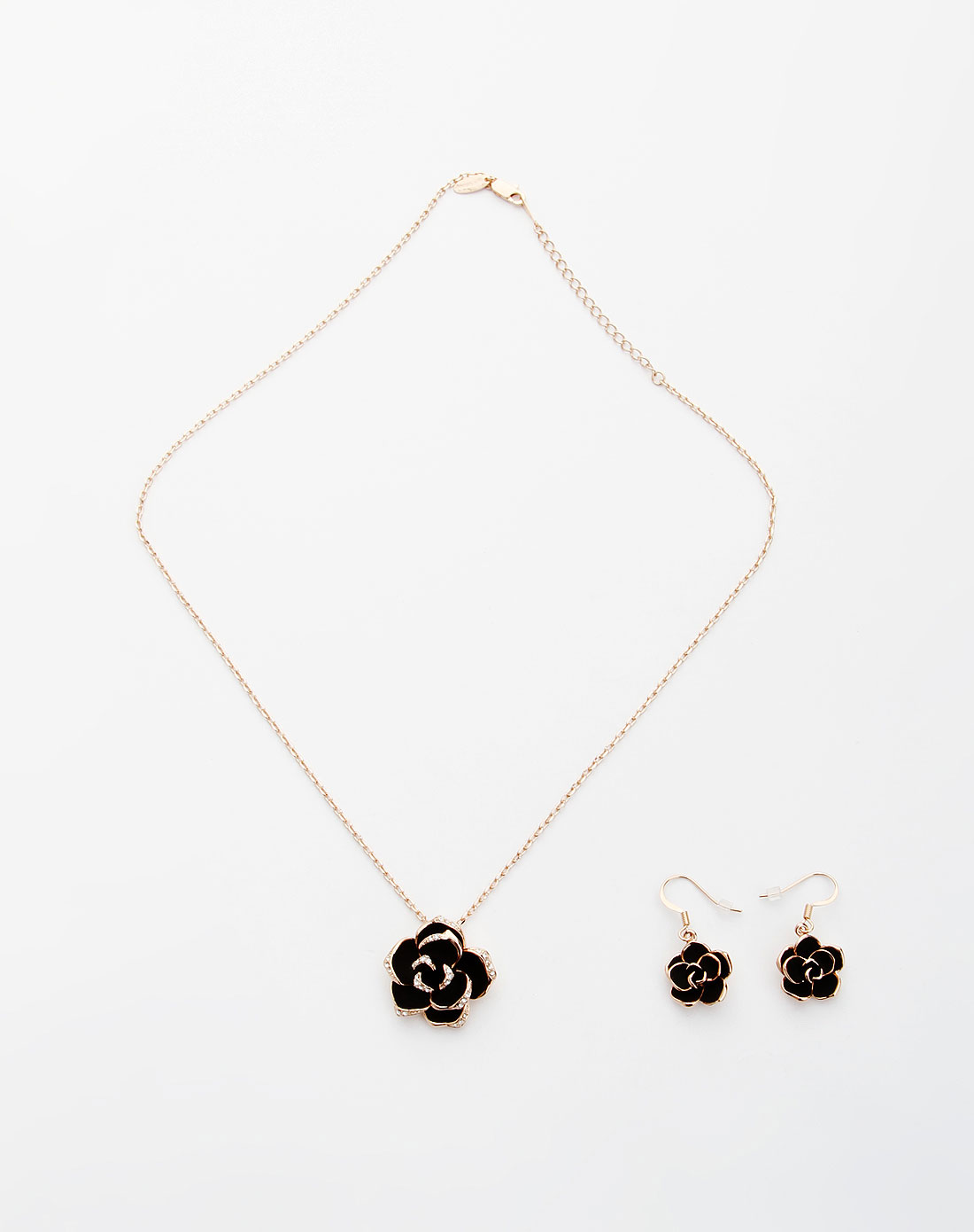 欧雅妃黑色玫瑰花耳环项链套装