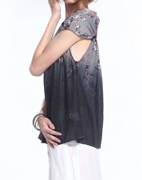 lala女装专场红/灰/黑色印花时尚短袖上衣