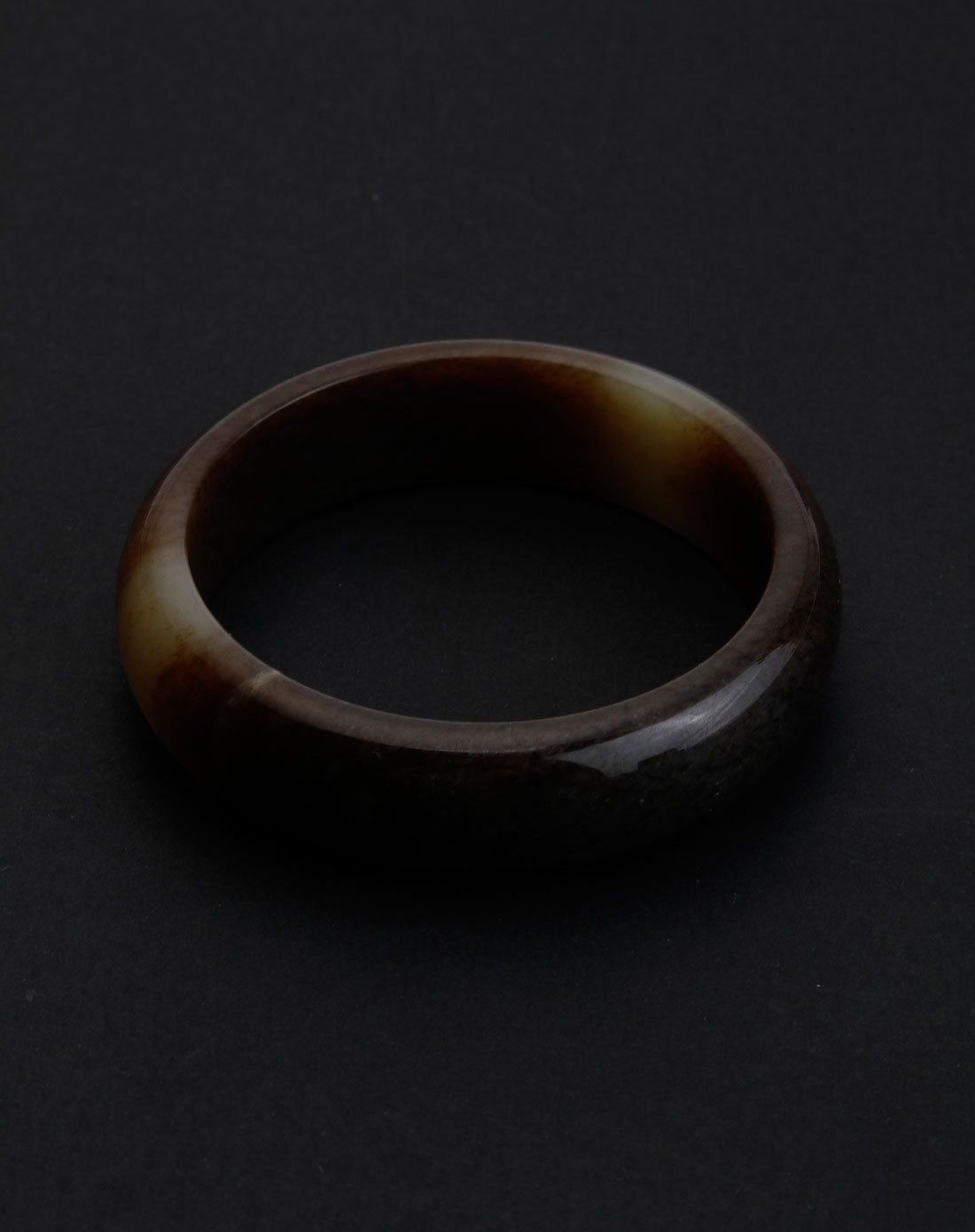 褐色和田唐玉手镯