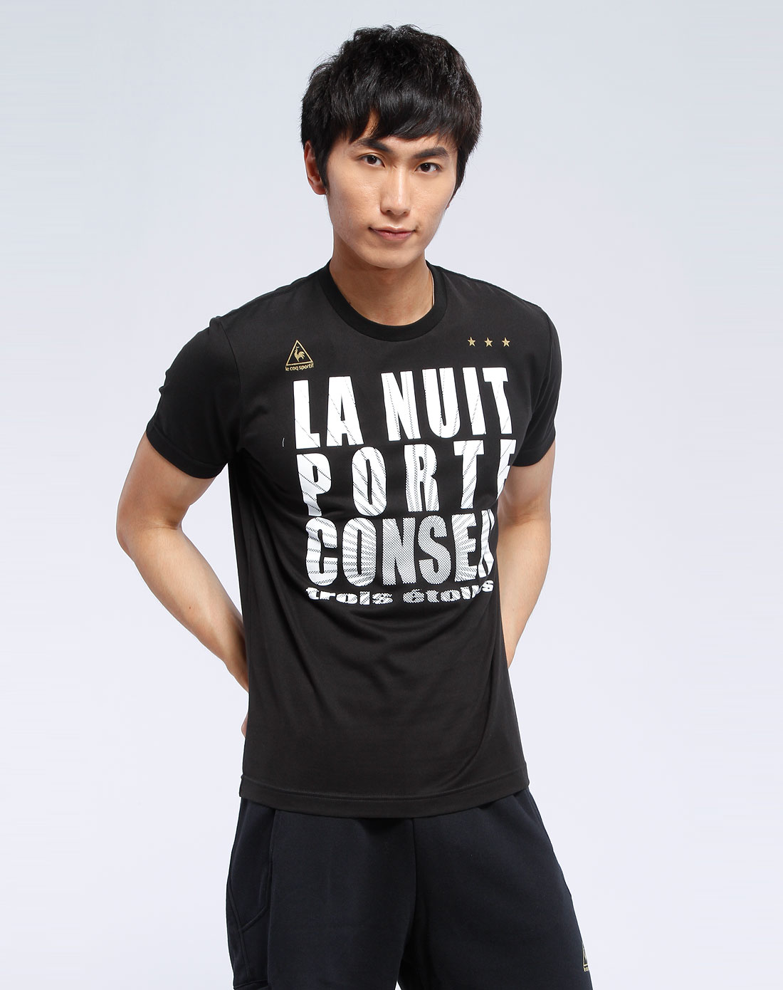 乐卡克lecoqsportif男款黑色印字母圆领短袖t恤_唯品会名牌时尚折扣网
