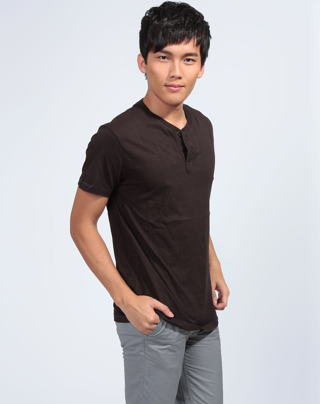 优衣派uip-男装专场咖啡色圆领休闲短袖t恤
