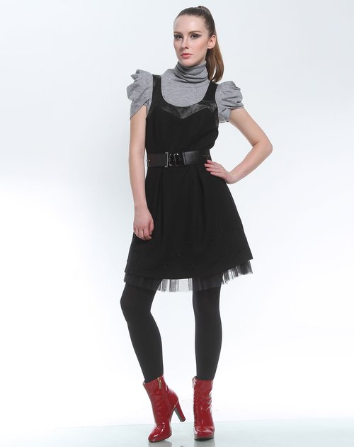 玛斯米亚miamia女装专场黑色优雅时尚吊带连衣裙