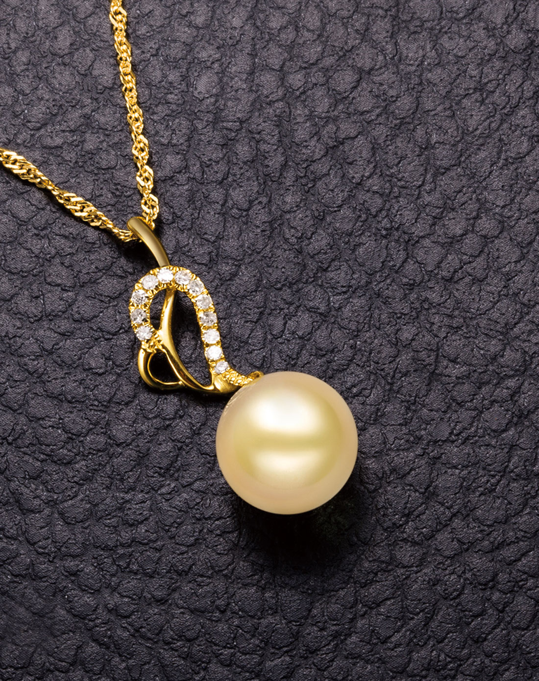 [ 仙蒂瑞拉 ] 黄金南洋金珍珠钻石吊坠-诱惑(附国检证书)