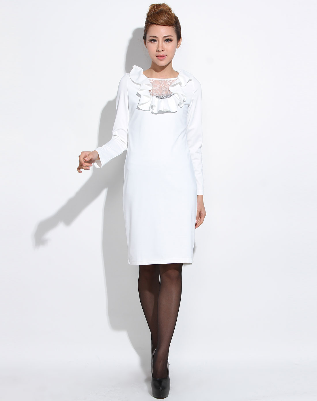 ts女装专场-白色蕾丝荷叶边长袖连衣裙