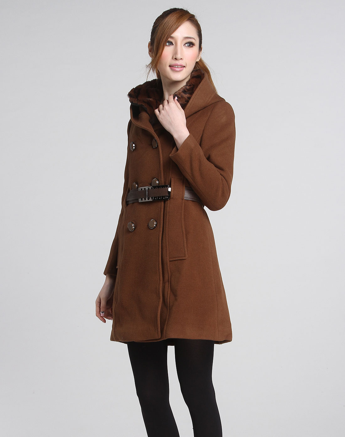 深驼色潮流连帽长袖大衣