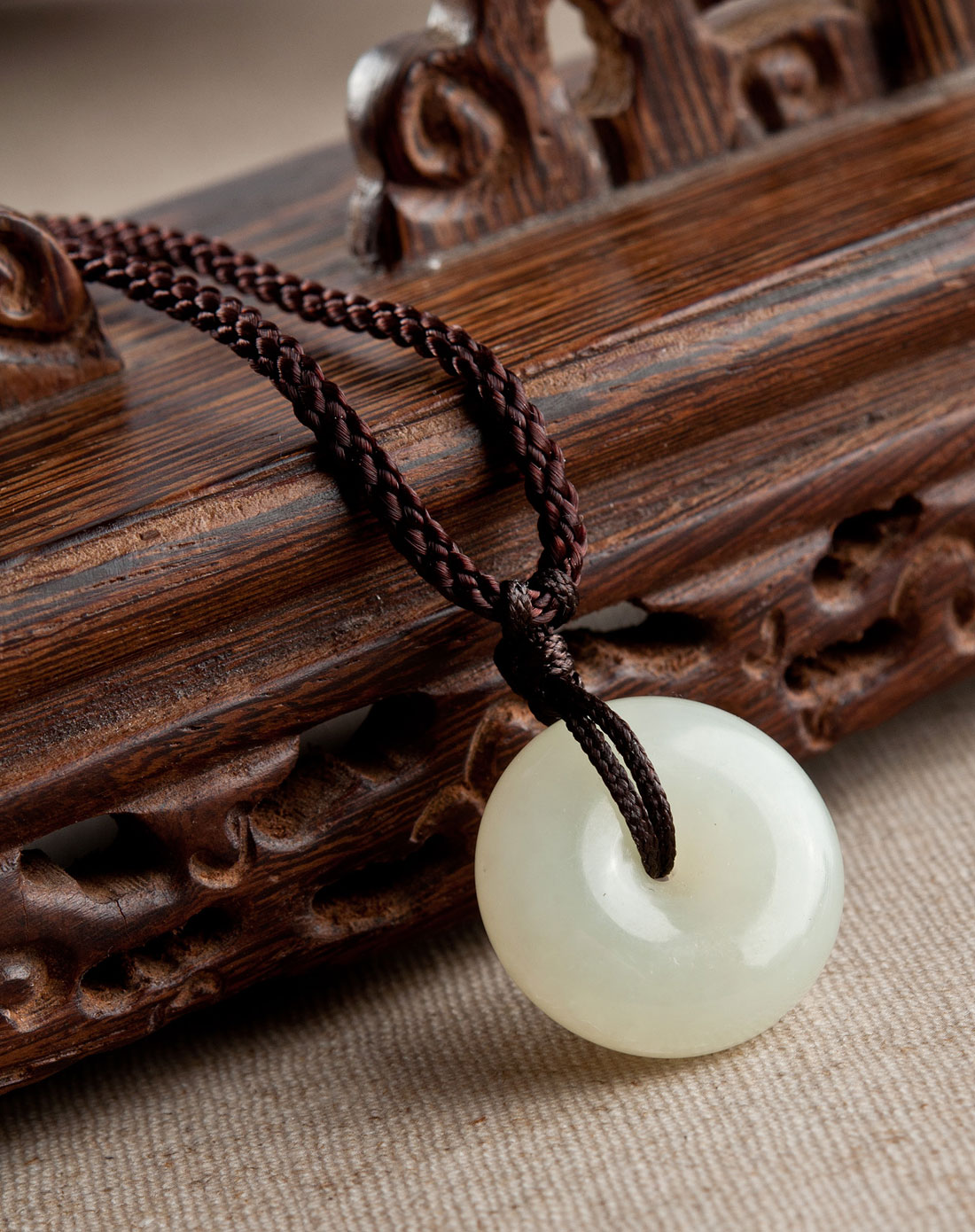 博金珠宝bojin首饰专场白色和田玉平安扣吊坠w010324002_唯品会