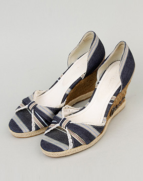 欧时力ochirly女款牛仔蓝色坡跟凉鞋